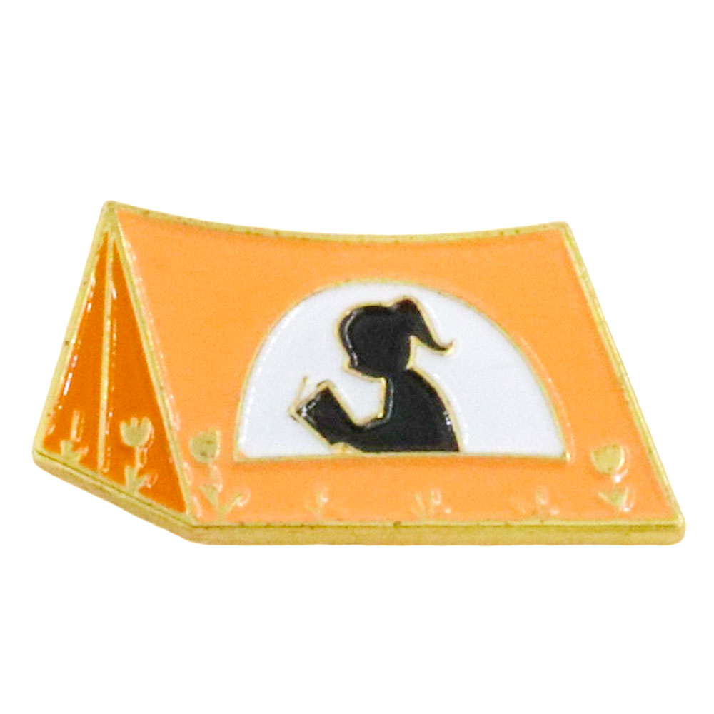 Outdoor Adventure Girl - Distintivo riflettente per tenda gialla e