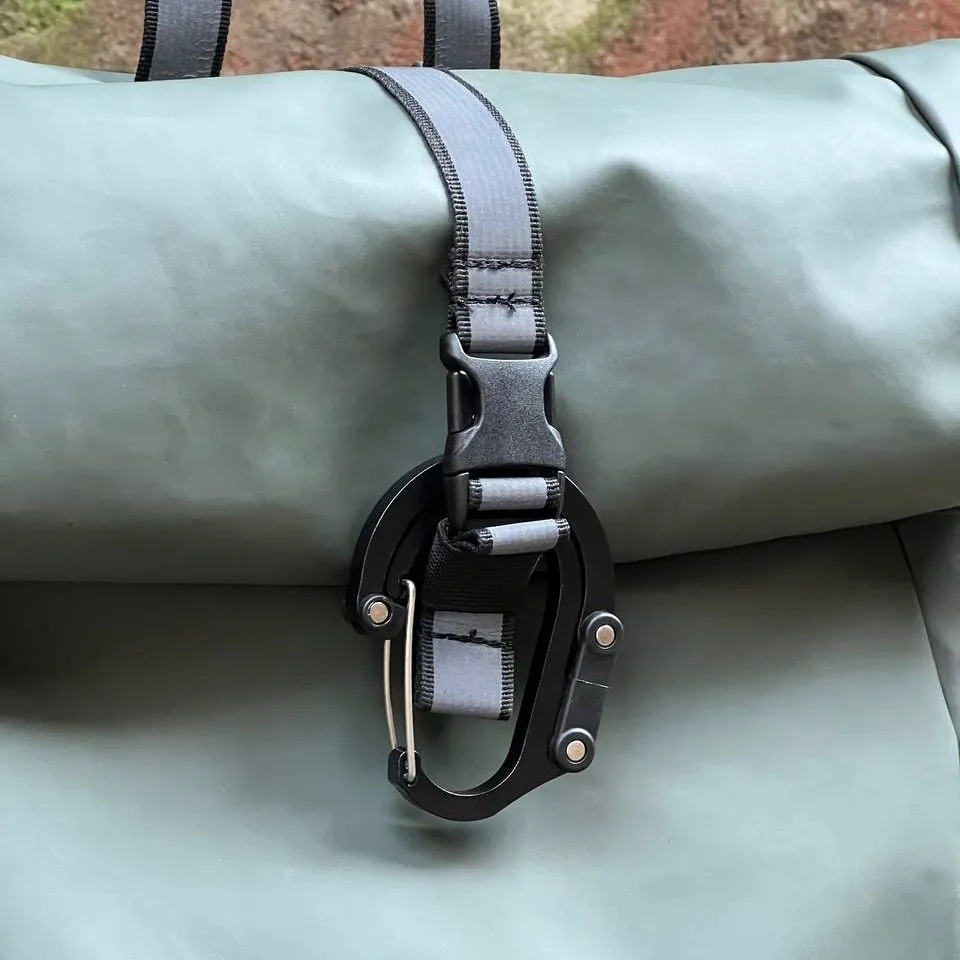 Clip per attrezzatura ibrida d - Carabiner Locking D recensione e prezzo
