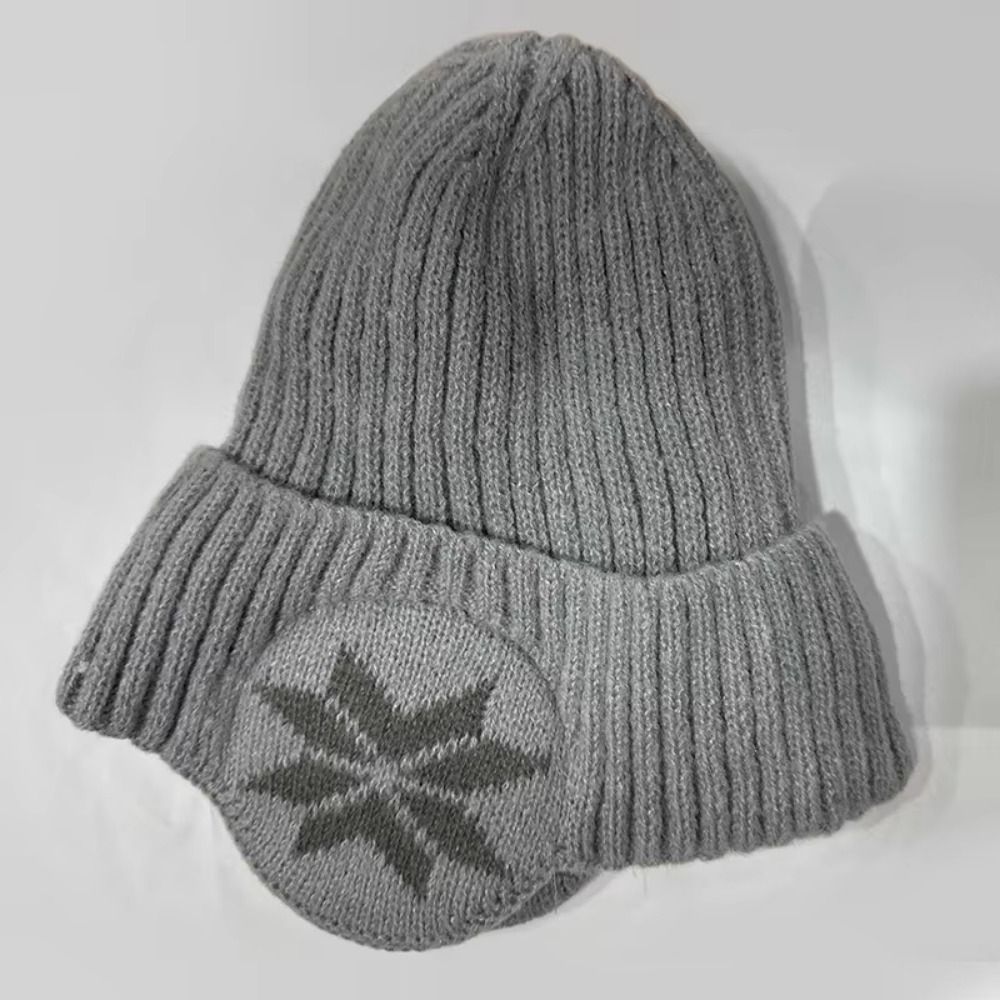 Cappello lavorato a maglia inv - Outdoor Adventure Oa recensione e prezzo